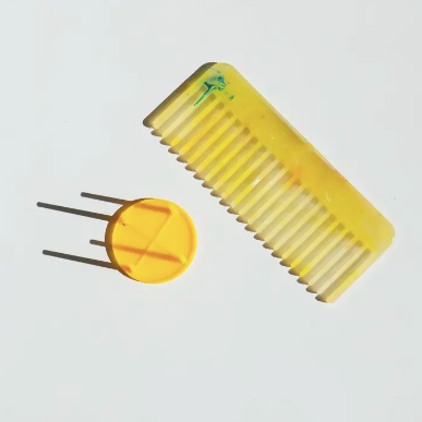 Recycled Yellow Mar-mite Plastic Comb by Müll Club